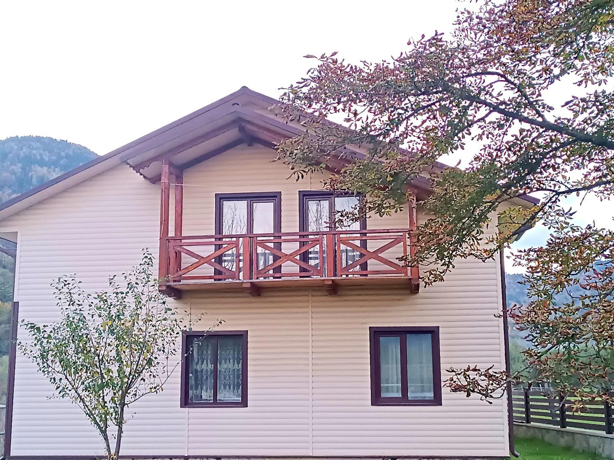 Apartmán Гірська Роса Verkhniy Yasenov Exteriér fotografie